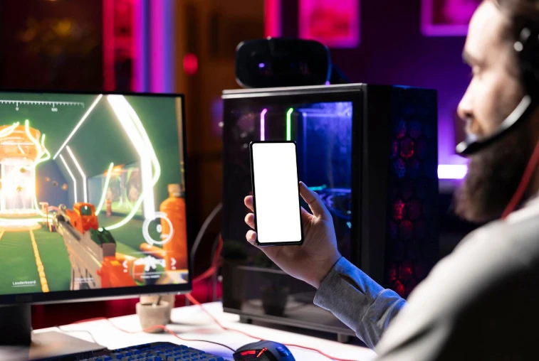 Live casinospill vist på mobil ved en casinodealer